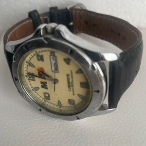 Lorus Lumibrite mens watch date display second hand water resistant leather band